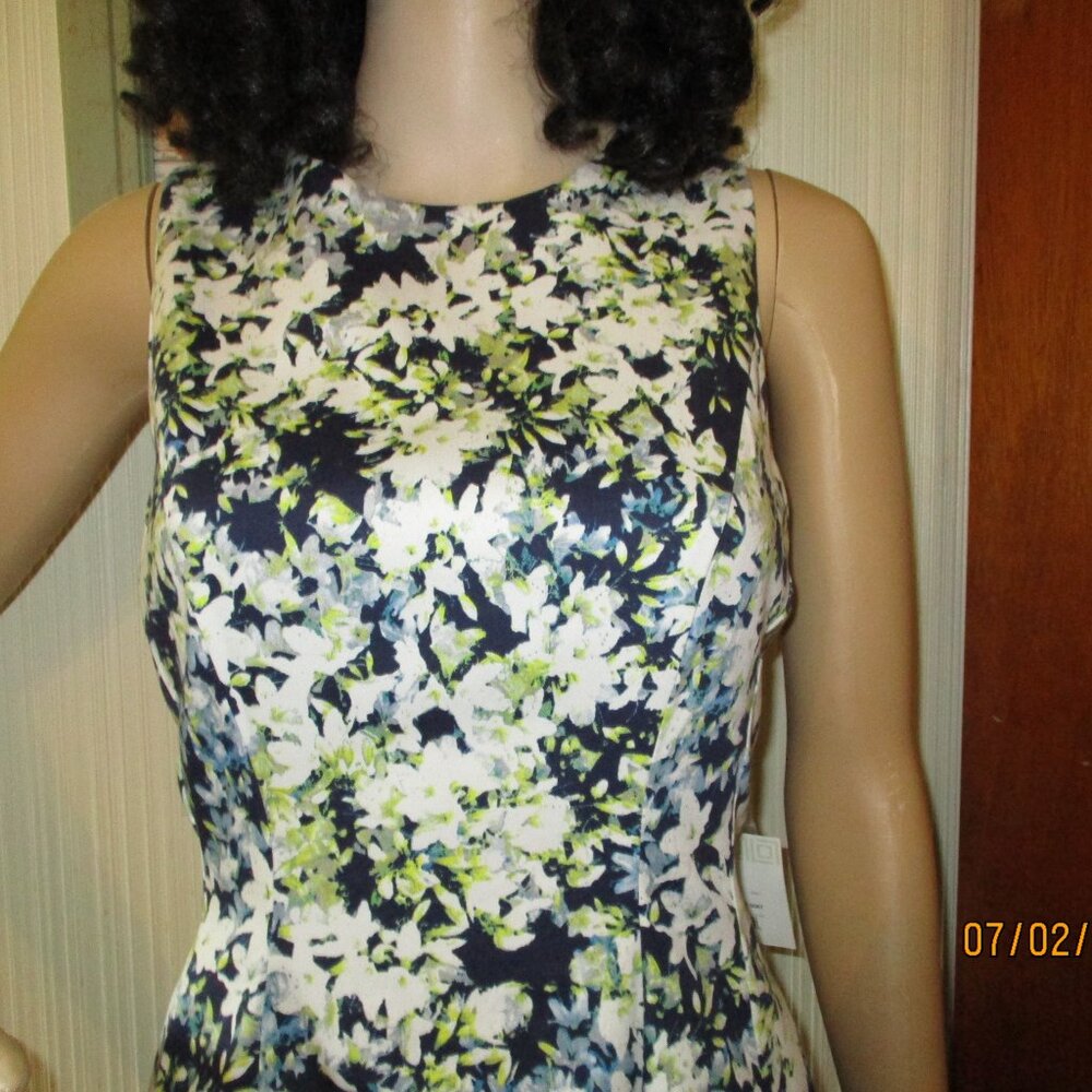 Liz Claiborne Sleeveless Dress - Picture 3 of 9